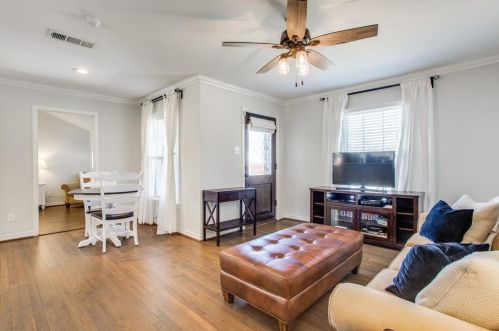 1642 Crst Rdg Dr, Dallas TX  75228-3030 exterior