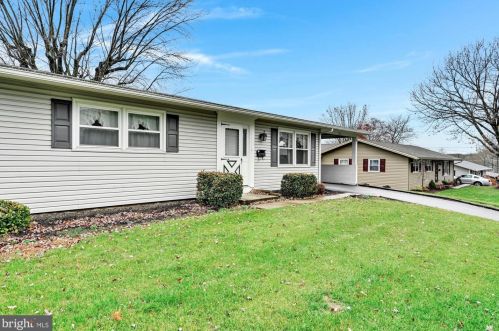 103 Sycamore Rd, Ephrata, PA 17522-2349