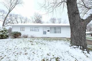 1500 Augusta St, Pekin IL  61554-2309 exterior