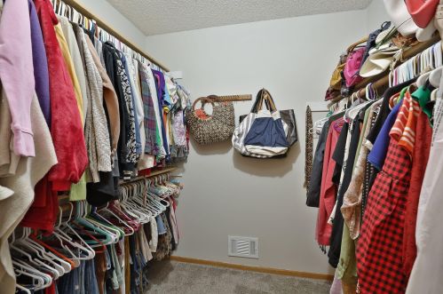 1131 Goodview Ave, Saint Paul MN  55128-6129 exterior