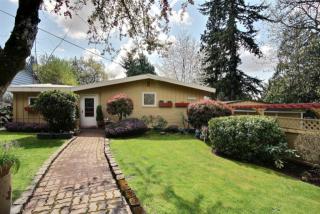 3815 113th St, Seattle, WA 98125-5740
