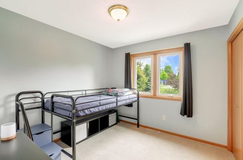 1189 Dawn Ln, Saint Paul MN  55125-8507 exterior