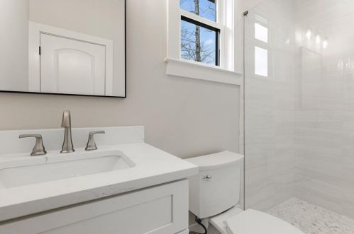 1610 Fearn Cir, Atlanta GA  30319-3512 exterior