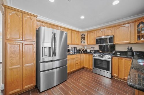 9685 Randolph St, Riverside CA  92503-1185 exterior