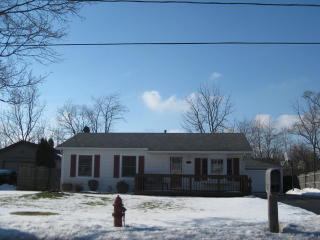 505 Howard St, Alden, IL 60033-2359
