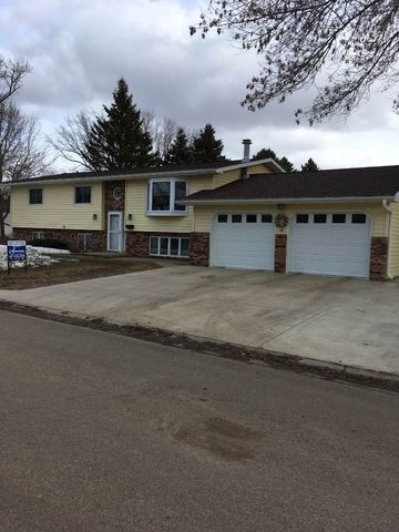 2110 Sunset Ln, Slayton, MN 56172-1034