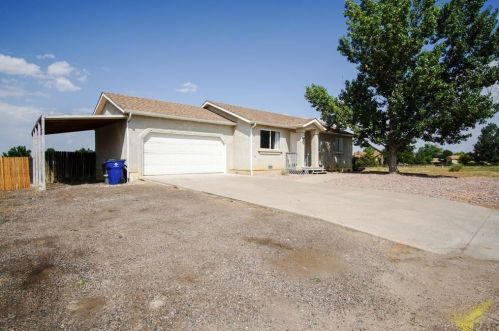 664 Maher Dr, Pueblo, CO 81007-1654