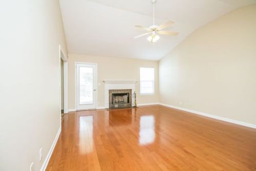 3106 Donard Ct, Murfreesboro, TN 37128-5045