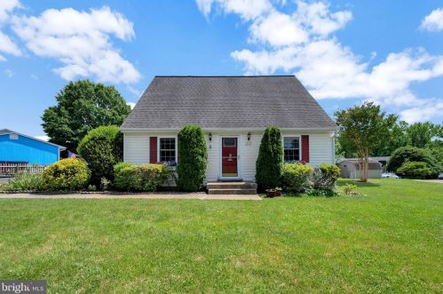 12322 Mcclain St, Fredericksburg, VA 22407-6658