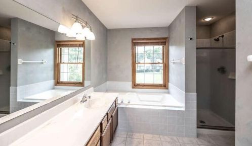 4052 Camberwell Dr, Saint Paul MN  55123-3918 exterior