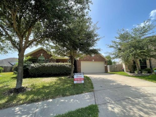 2000 Water Trace Ct, Richmond TX  77469-4274 exterior