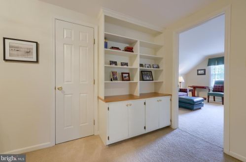 142 Bentley Ln, Lancaster PA  17603-6204 exterior