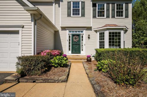 14940 Slippery Elm Ct, Woodbridge, VA 22193-3370