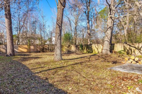 1282 Maryland Dr, Ladson SC  29456-4884 exterior
