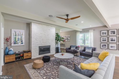4709 Declaration Ct, Annandale, VA 22003-4404
