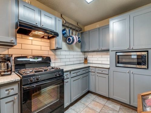 9037 Tyne Trl, Fort Worth TX  76118-7566 exterior