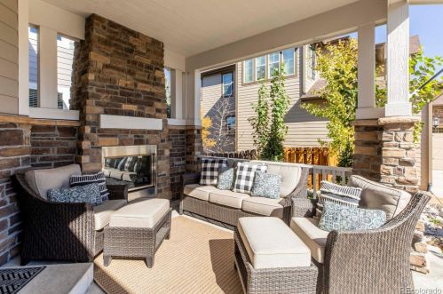 26525 Peakview Dr, Aurora, CO 80016-6110