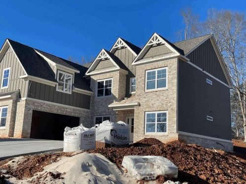 3169 Mulberry Greens Ln, Jefferson, GA 30549-7957