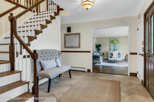 24 English Ln, Lincroft, NJ 07738-1505