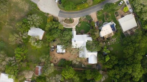 5808 Beacon Dr, Austin TX  78734-1416 exterior