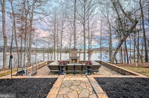 7311 Oakwood Dr, Madison Mills, VA 22960-9137