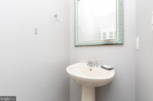 304 Coventry Way, Mount Laurel NJ  08054-6703 exterior