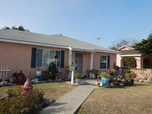 13909 Charlemagne Ave, Bellflower, CA 90706-2329