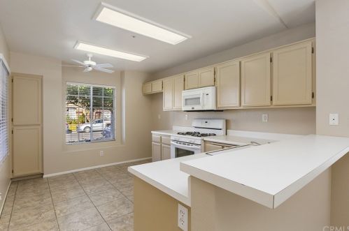 7350 Ayers Rock Rd, Riverside CA 92508-6044 exterior