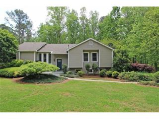 925 Victoria Landing Dr, Holly Springs, GA 30189-5480