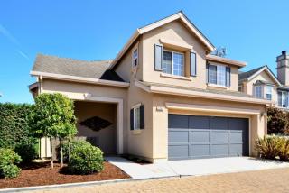 1968 Bradbury St, Salinas, CA 93906-4695