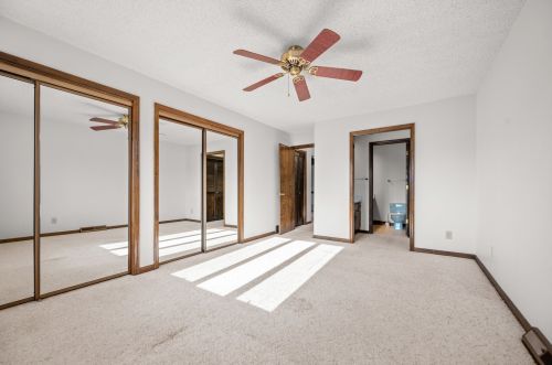 1604 Gingercreek Ct, Sycamore IL 60178-2722 exterior