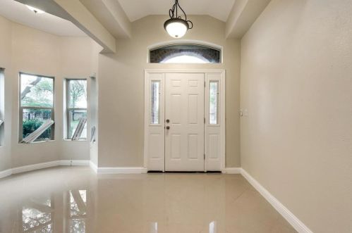 1919 Branch Hollow Dr, Carrollton TX  75007-1501 exterior