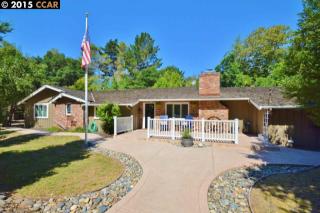 8 Wanda Way, Pacheco, CA 94553-9780