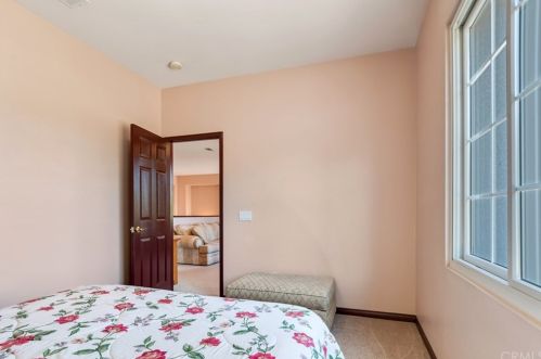 16523 Owl Tree Rd, Riverside CA  92504-9700 exterior