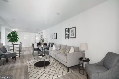 2224 Amber St, Philadelphia, PA 19125-2038