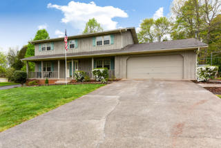 4438 Pinehurst Rd, Mcghee Tyson Ang Base, TN 37777-4643