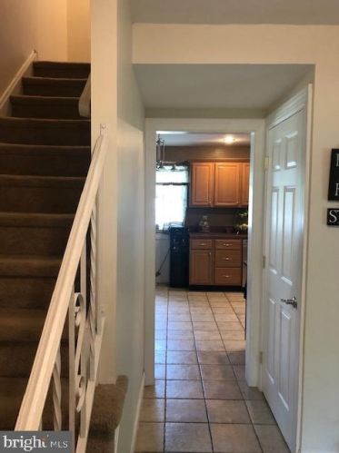 14 Midili Dr, Waterford, NJ 08089-2404