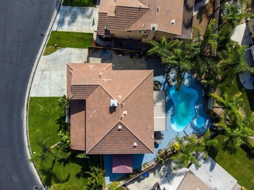 4222 Pondhill Ct, Riverside CA  92505-3464 exterior