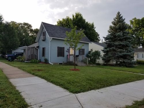 720 Dakota St, Canton, SD 57013-1314