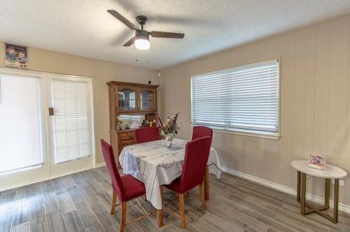 3701 Clubview Dr, Garland TX 75044-6158 exterior