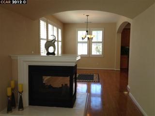 6020 Hillbrook Pl, Pleasanton, CA 94568-7312
