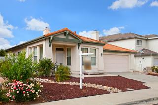 12460 Whispering Tree Ln, Poway, CA 92064-6051