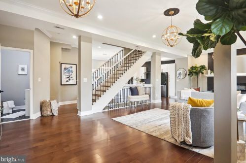 900 Prospect St, Silver Spring MD  20912-6875 exterior