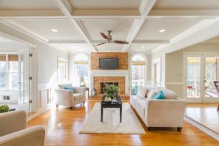 4653 Clary Lakes Dr, Roswell, GA 30075-5446