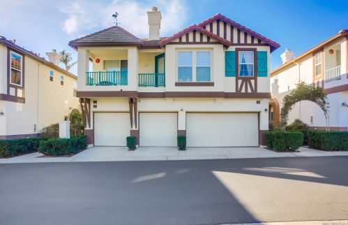382 Carmel Creeper Pl, Encinitas CA  92024-7704 exterior