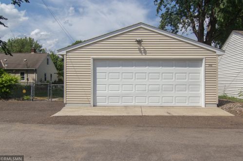 748 Hoyt Ave, Saint Paul MN  55106-1010 exterior