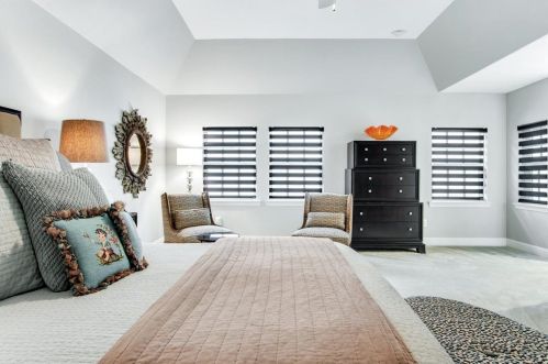 2240 Longwood Dr, Carrollton TX 75010-4911 exterior