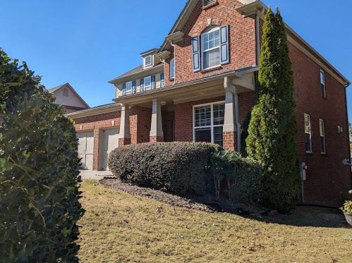 2440 Royston Dr, Duluth GA  30097-4818 exterior
