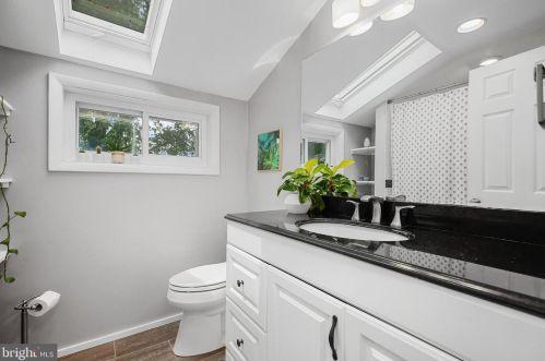 2231 Luzerne Ave, Silver Spring MD 20910-2133 exterior