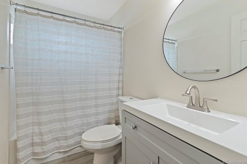 4754 Eaton Park Way, Aurora CO 80016-5926 exterior